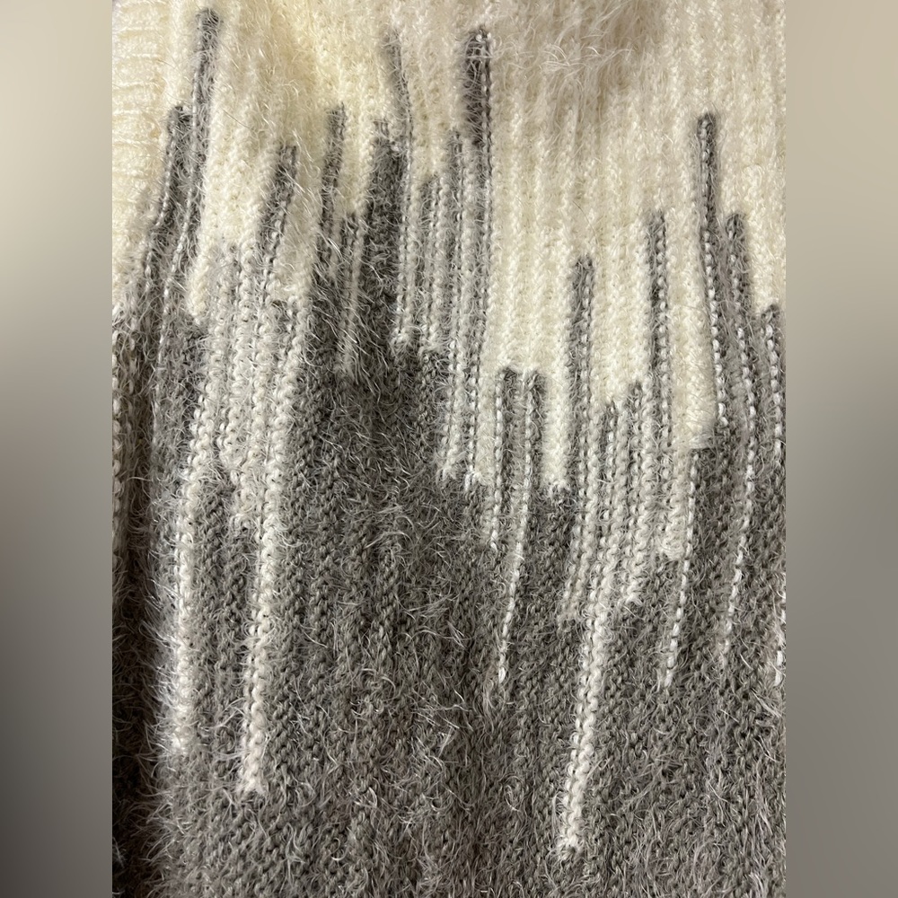 Eyelash Knit Waterfall Collar Vest - Picture 8 of 9